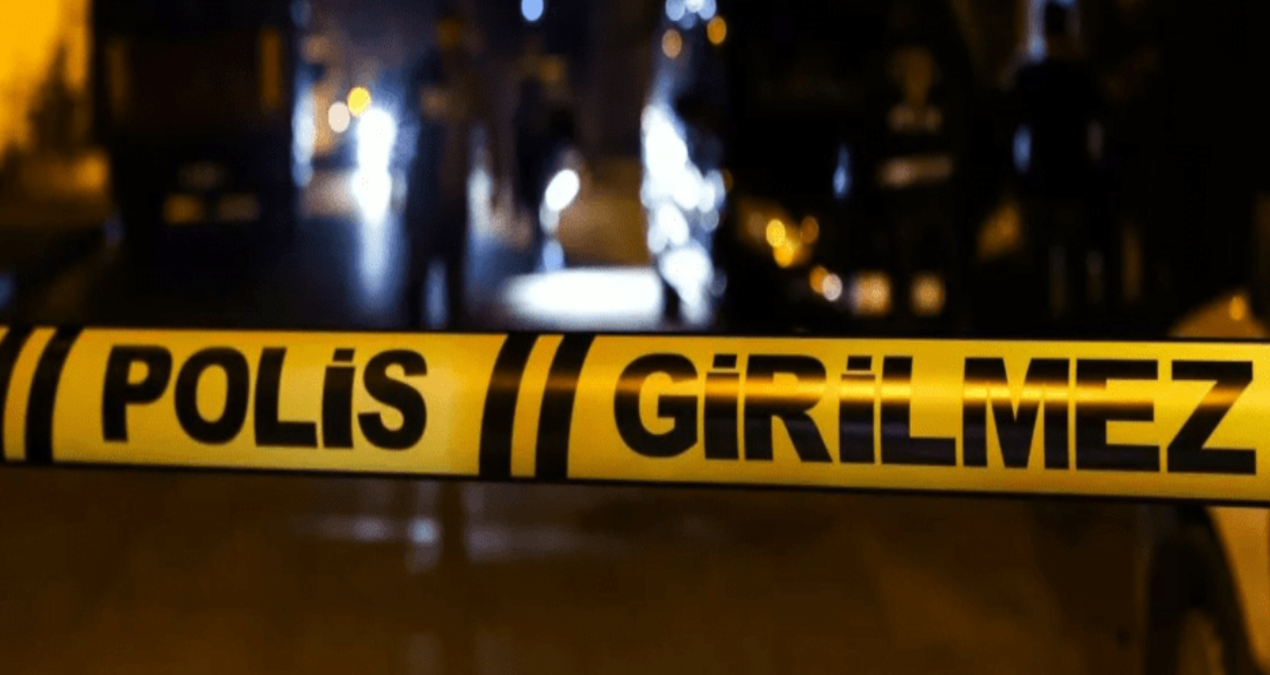 tarlaya devrilen kamyonetin surucusu oldu Bz9JJZQc