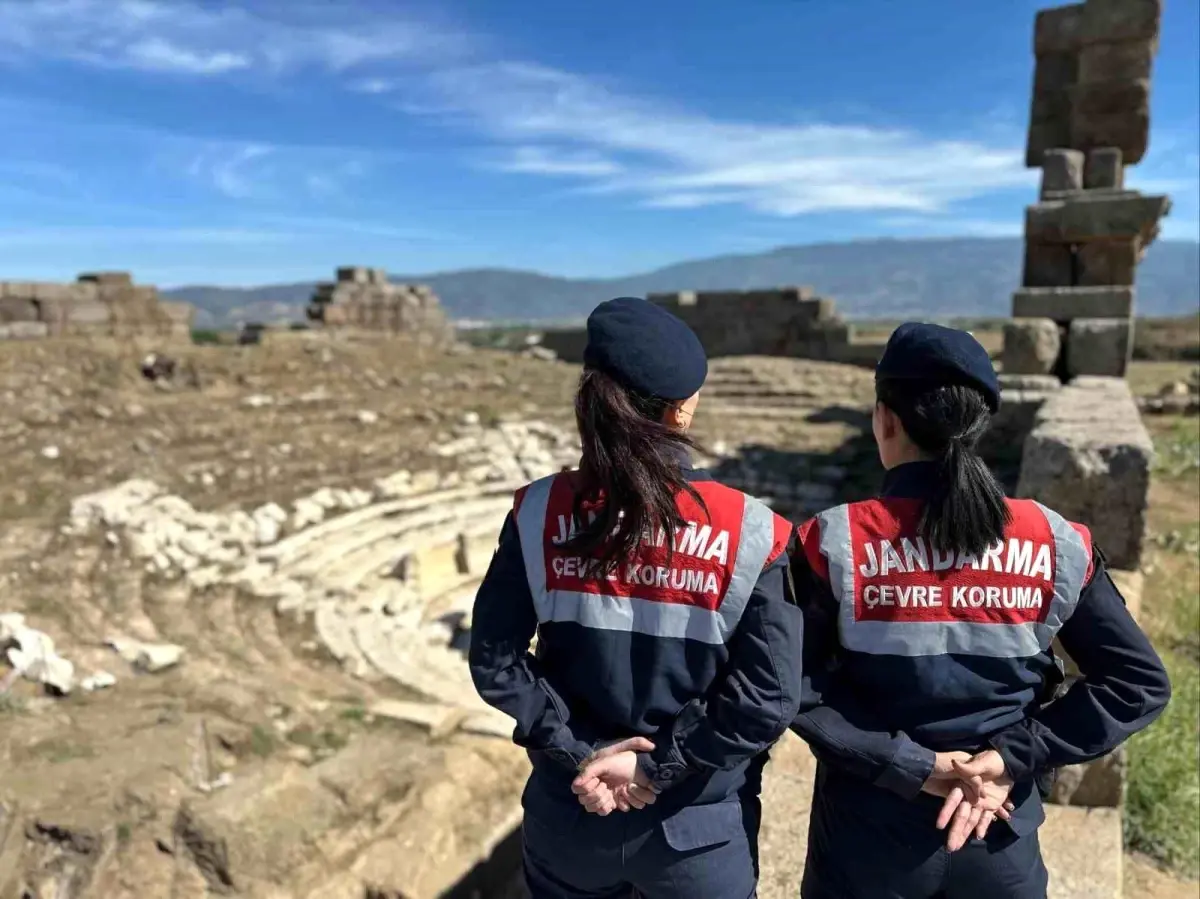 alabanda antik kentinde jandarma kontrol faaliyeti edGEmk66.jpg