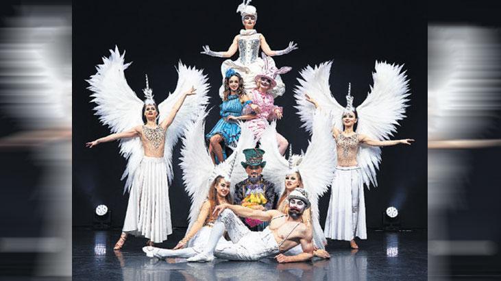 alicein renkli dunyasinda qYYPdwv4.jpg