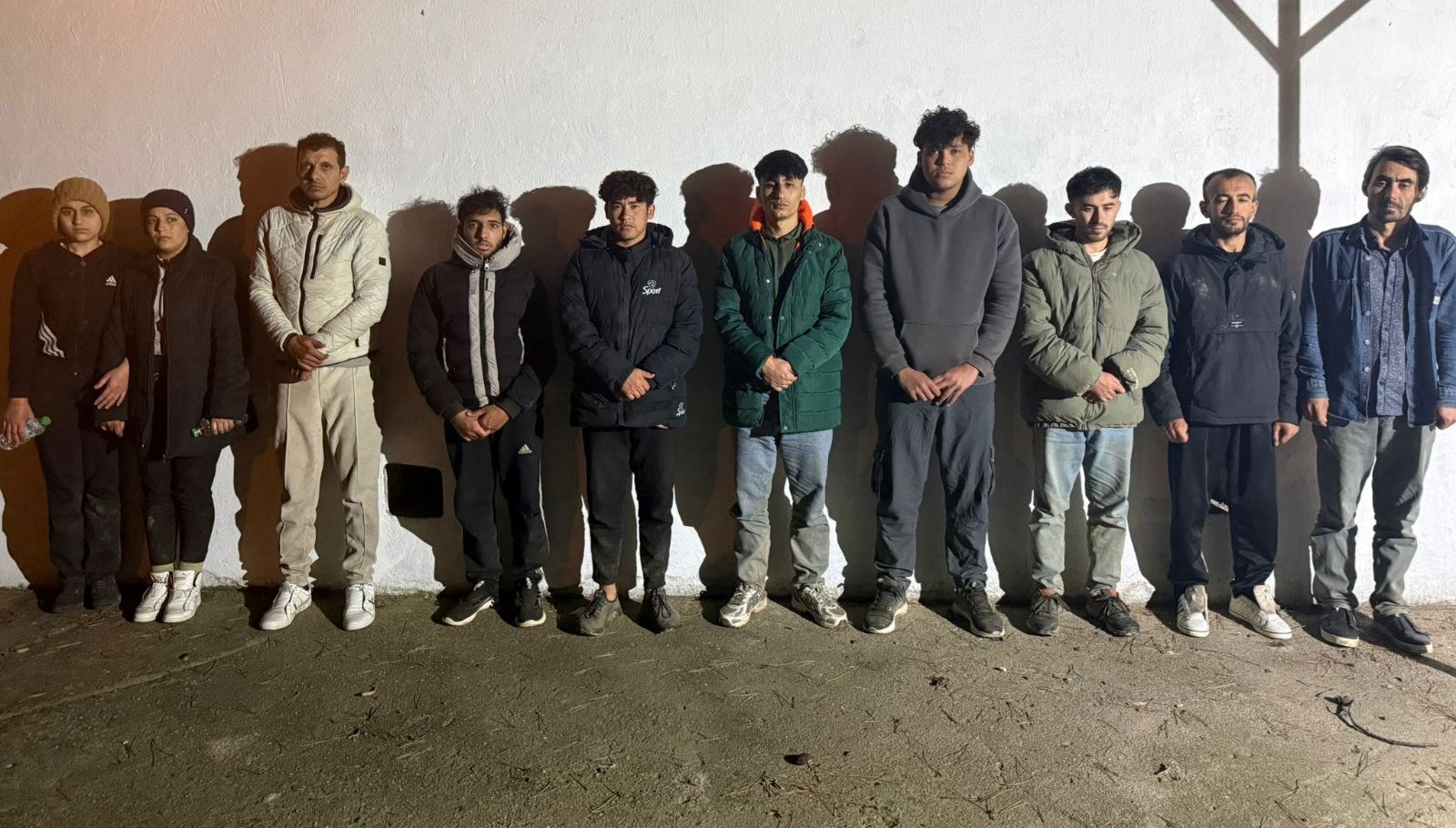 hatayda duzensizgocmenler yakalandi HUaU6AT3.jpg