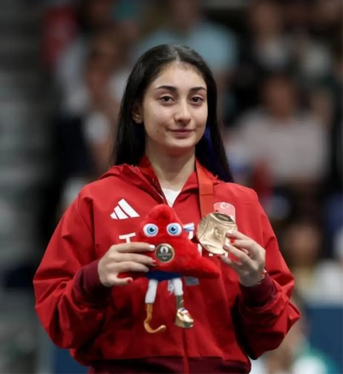 ebru acer virtus dunya masa tenisi sampiyonasinda gumus madalya kazandi jJvjbnGP.jpg