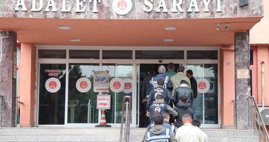 8 İlde Gerçekleşen Siber Dolandırıcılık Operasyonunda 18 Kişi Tutuklandı