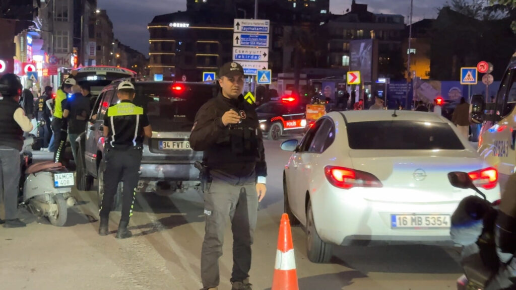 Avcılar’da Dronla Trafik Denetimi: Kaçak Sürücülere Cezalar Kesildi