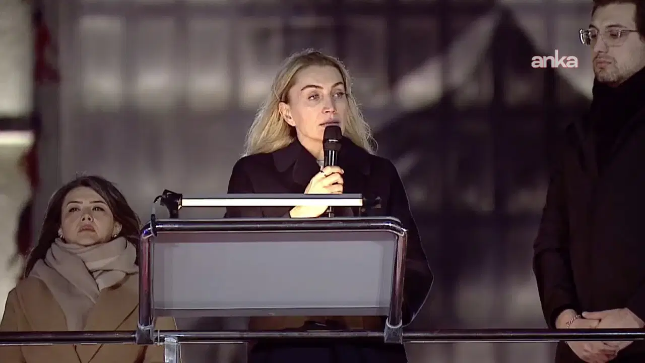 dilek-kaya-imamoglu-iki-cocugu-annesinden-ve-babasindan-koparacak-kadar-vicdansizlasmis-bir-duzen-3672nDOA